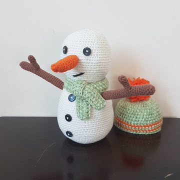 Crochet Snowman Amigurumi