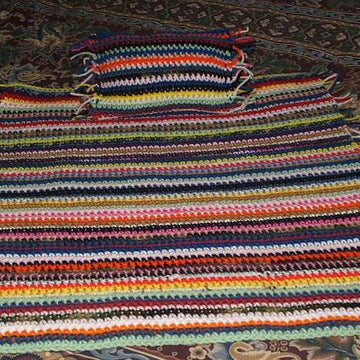 AG Fringed Scrapghan and Pillow Set