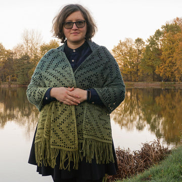 Poiana filet shawl