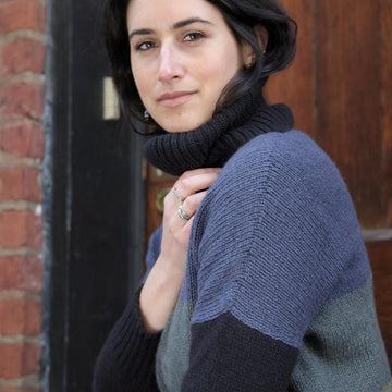 Cho Oyo Turtleneck Pullover