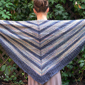 Lilac in the wind Shawl