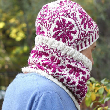 Winter Blumen Cowl