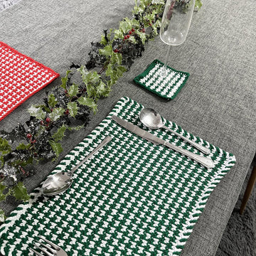 Holly & Berries Placemat & Coaster Set