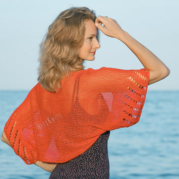 Geometric Crop Cradigan