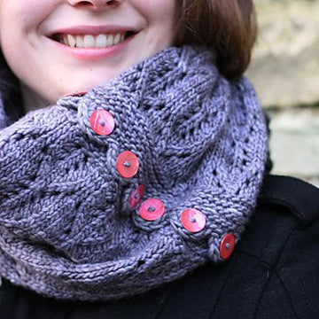 Gothic Lace Cowl