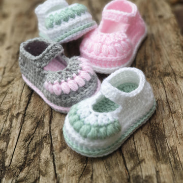 Puff Stich baby sandal crochet pattern