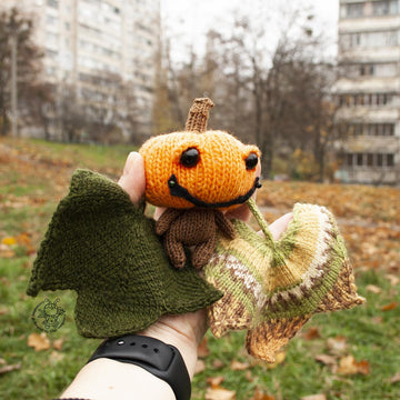Mini Pumpkin doll