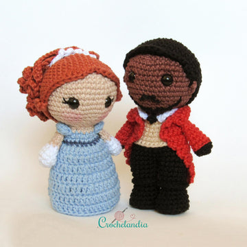 Daphne and Simon (Bridgerton) amigurumi patterns by Crochelandia