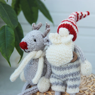 Knitted Deer
