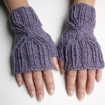 Interlaced Mitts