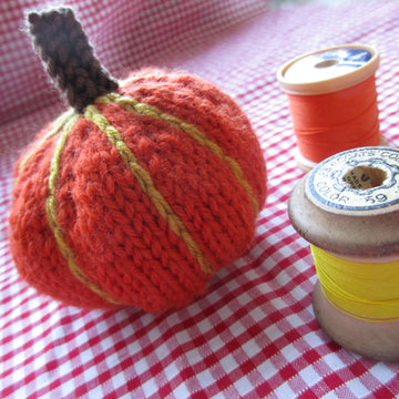 Pumkin Pin Cushion
