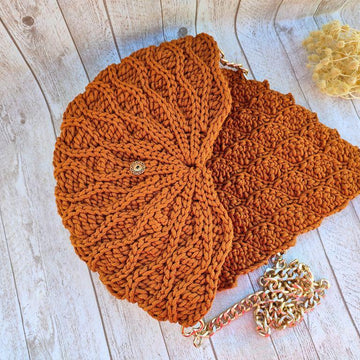 Wavy Ribbed Crochet Circle Bag Pattern