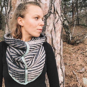 Glowing Dusk Cowl