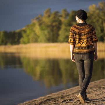 Greek Amphora Cardi