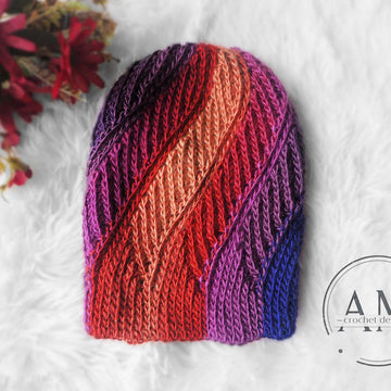 HANNAH knit-look beanie