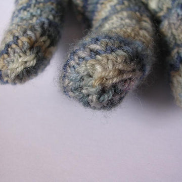 Feather Gloves