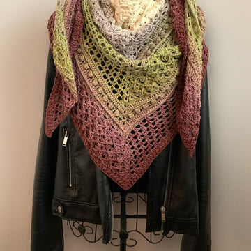 Triangular Scarf "Elektra"