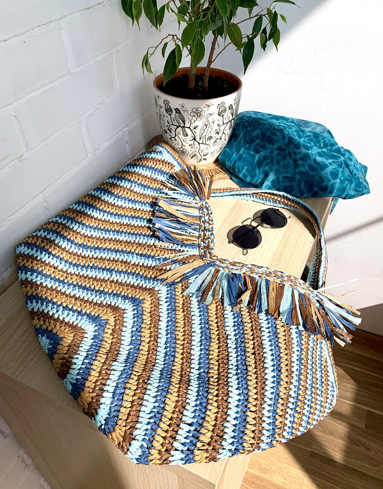 Crochet Raffia Beach Bag Pattern: Fringed Boho Tote