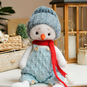 Crochet and Knitting pattern Outfit Ice Baby