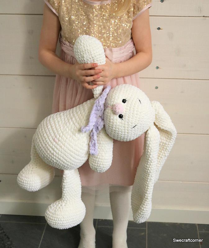 Emilia Bunny