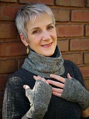 Curling Neckwarmer and Mitts