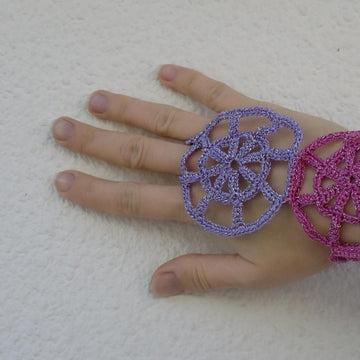 Round Motifs Mitts/Cuffs