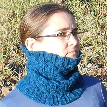 Plessis (cowl)