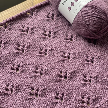 Chunky Eyelet Baby Blanket