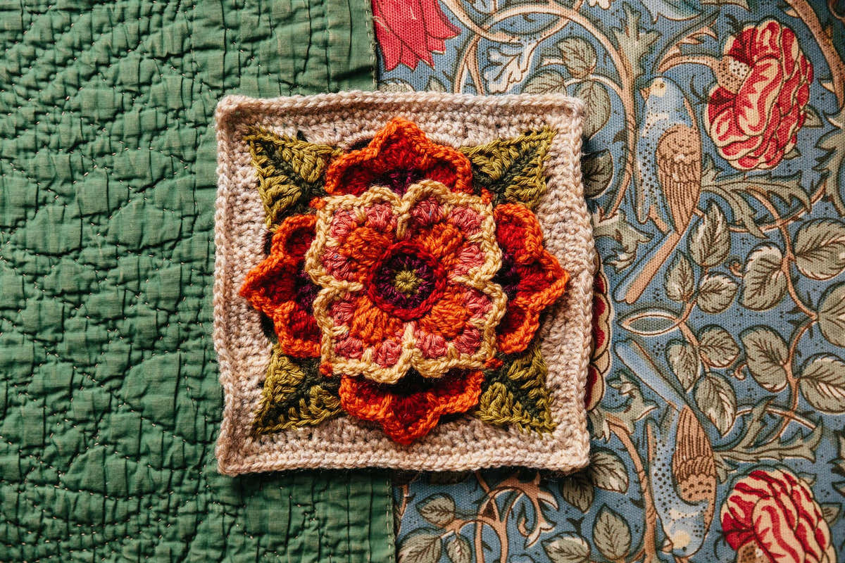 US Tudor Rose Motif - Spirit of Flora Collection
