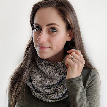 One Skein Wonder Cowl LITE