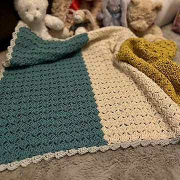 Waves of Squares blanket