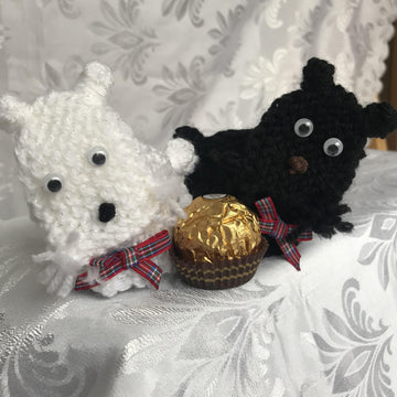 SCOTTIE THE TERRIER KNITTING PATTERN CREME EGG OR FERRERO COVER
