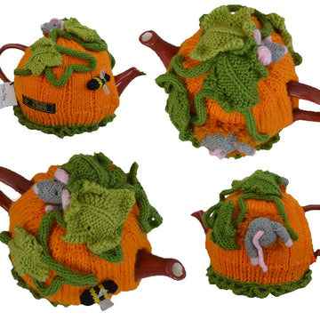 Pumpkin Field Mouse Tea Cosy