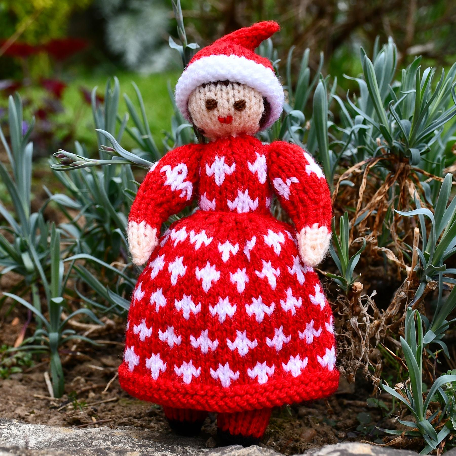 Anneke - Christmas Elf Folk Doll Knitting Pattern