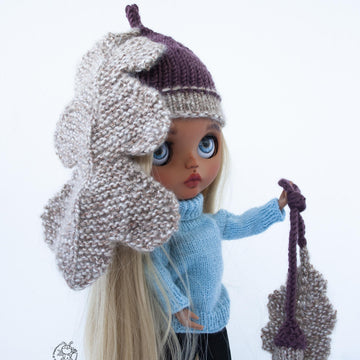 Acorn hat for doll