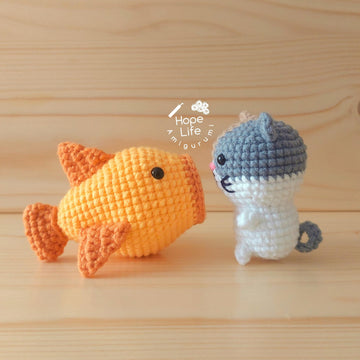Fish eats Cat