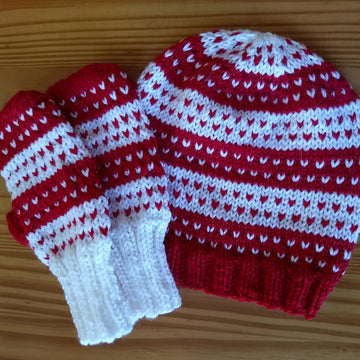 Hearts Aplenty Hat