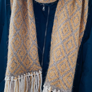 Fair Isle rhombus scarf with fringe