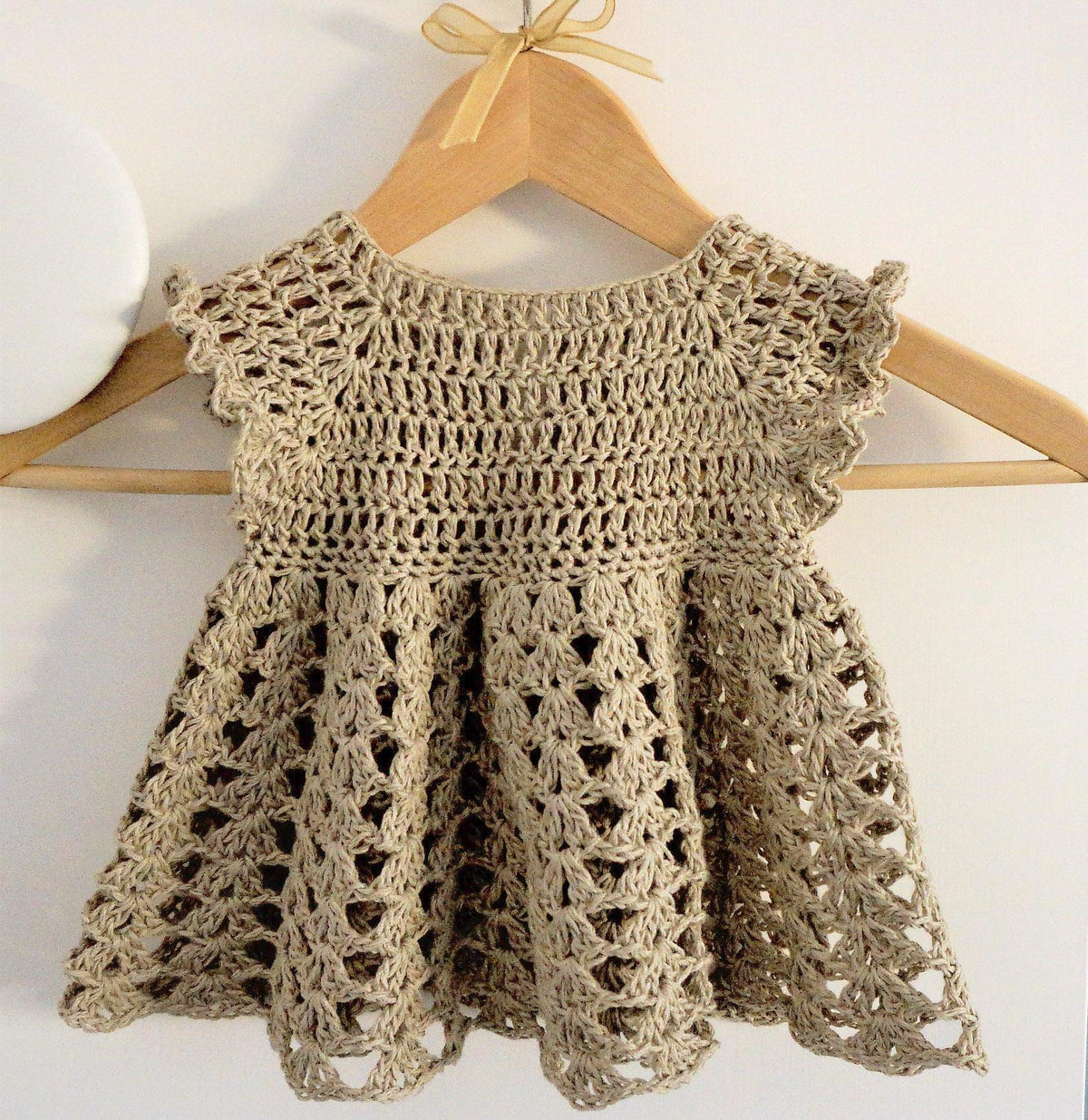 easy crochet newborn dress Girl (6 months 6 (4mm) crochet hook Collection:Grande Rue Designer Corsets Tops for Size:US 8