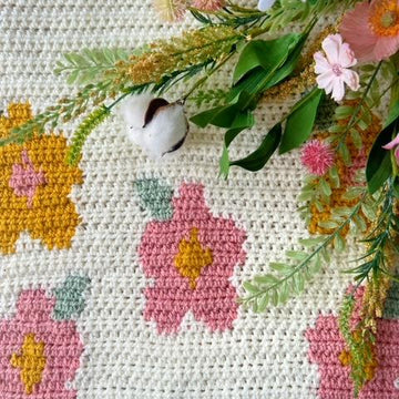 Ditsy Florals Blanket