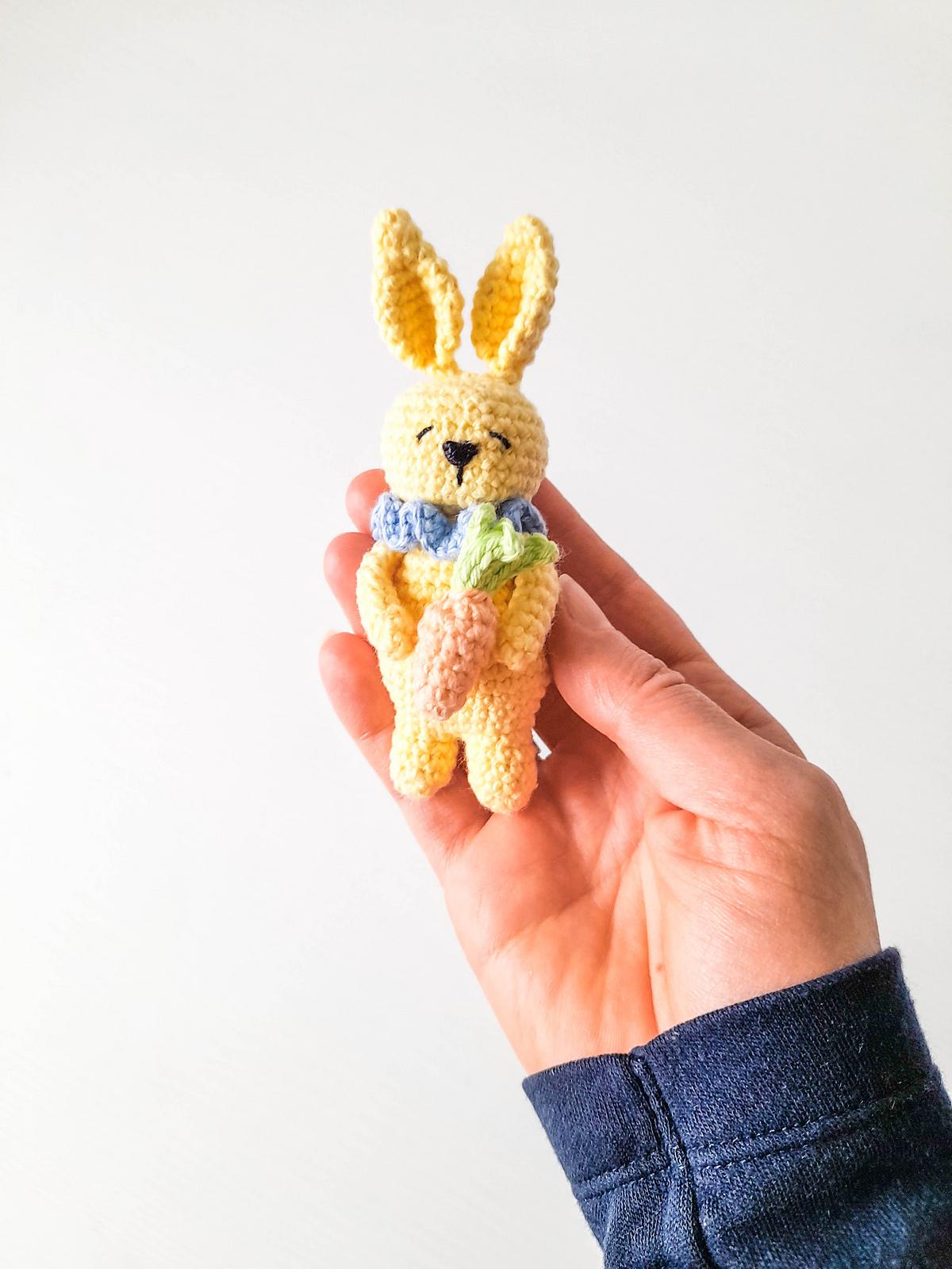 Little Chamomile the Easter Bunny
