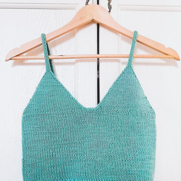 Cotton crop top with V-neckline