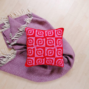 Colour clash cushion