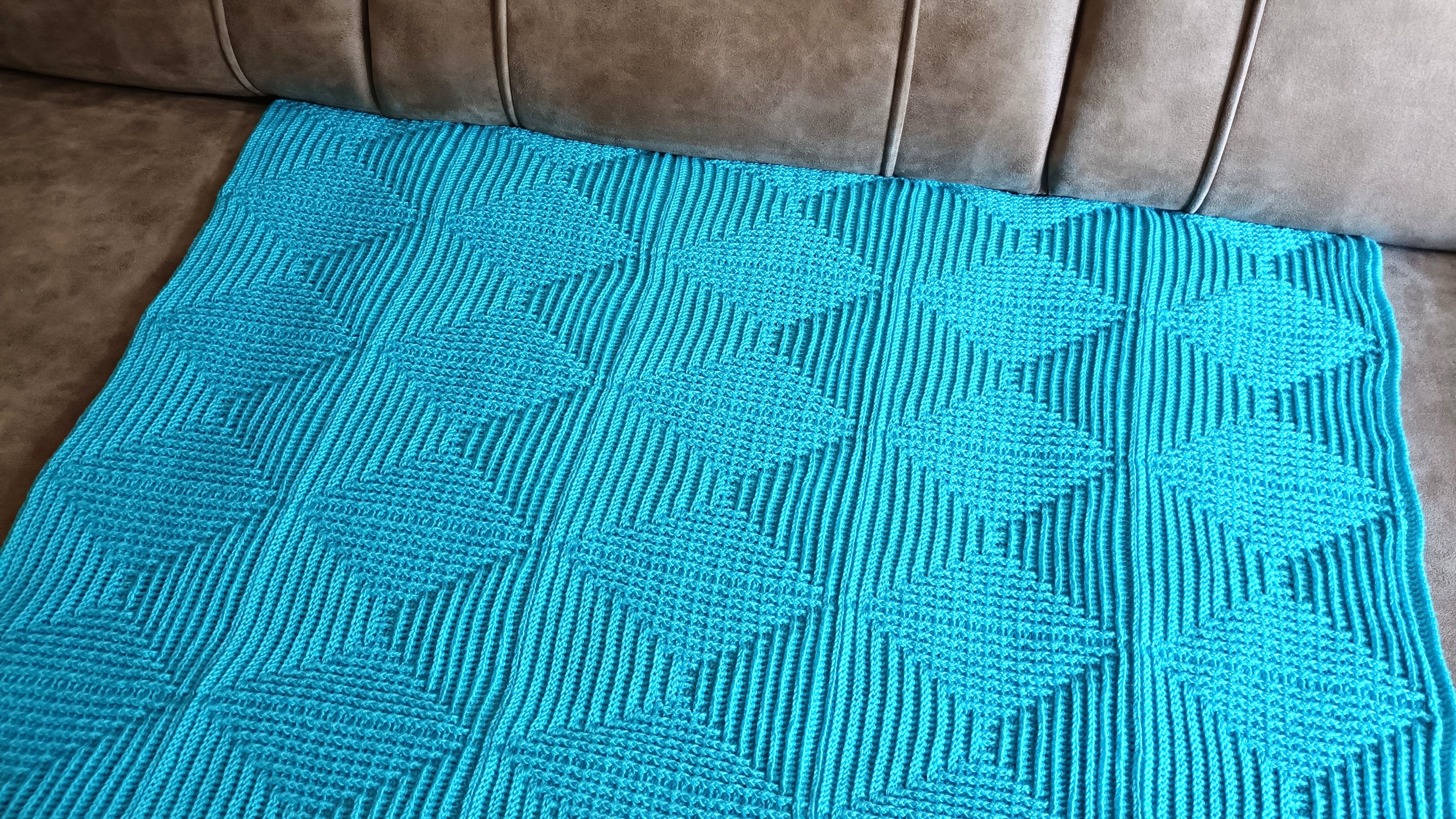 Aquamarine blanket