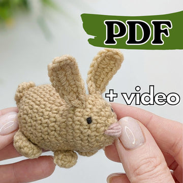 Little bunny toy keychain