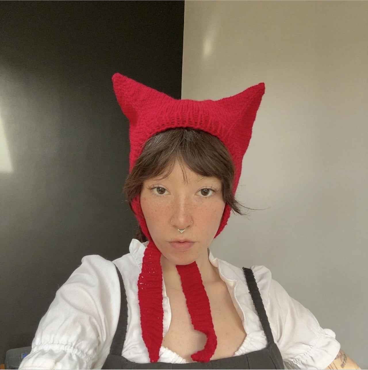 Elevated cat or devil hat
