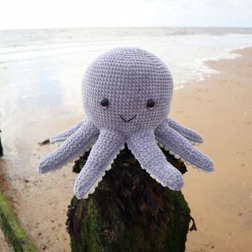 Oscar the Octopus Amigurumi