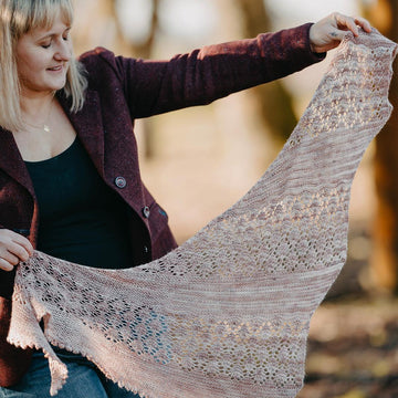 Elm Leaf Shawlette
