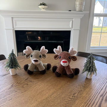 Sitting Reindeer