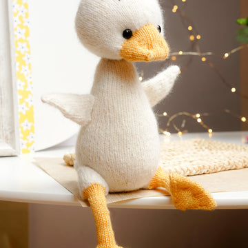 Knitting Pattern: Goose toy